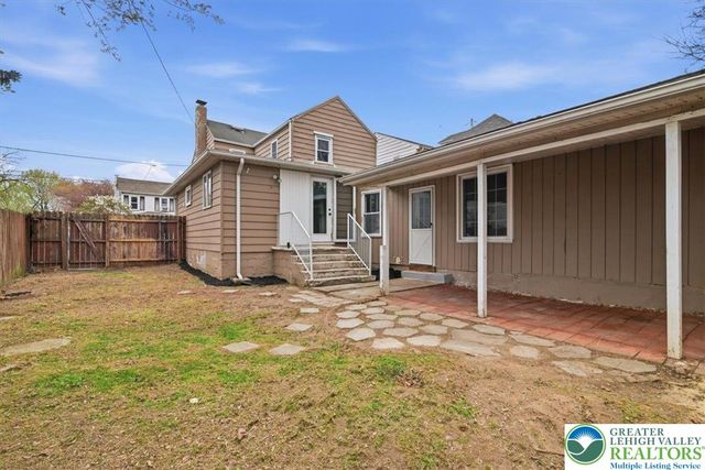 446 West Saint Joseph Street, Easton, PA 18042