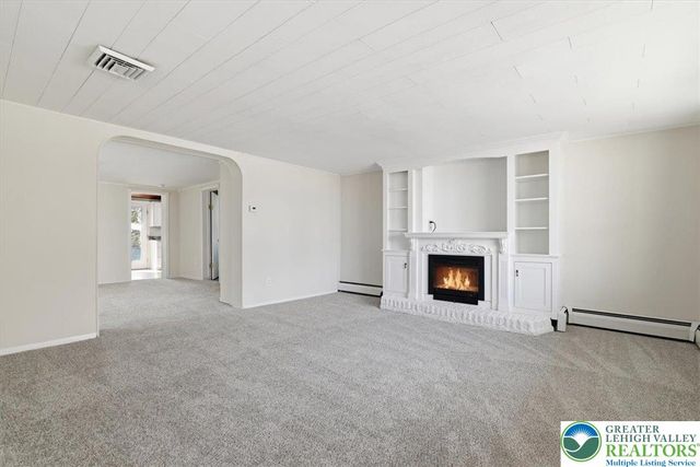 446 West Saint Joseph Street, Easton, PA 18042