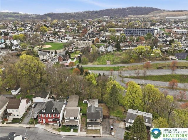 446 West Saint Joseph Street, Easton, PA 18042