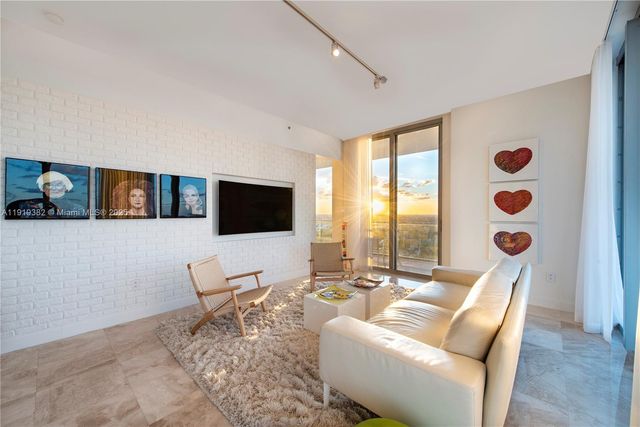 3470 E Coast Ave H2504, Miami, FL 33137