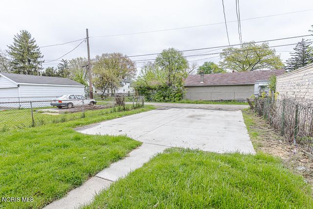 628 Evesham Avenue, Toledo, OH 43607