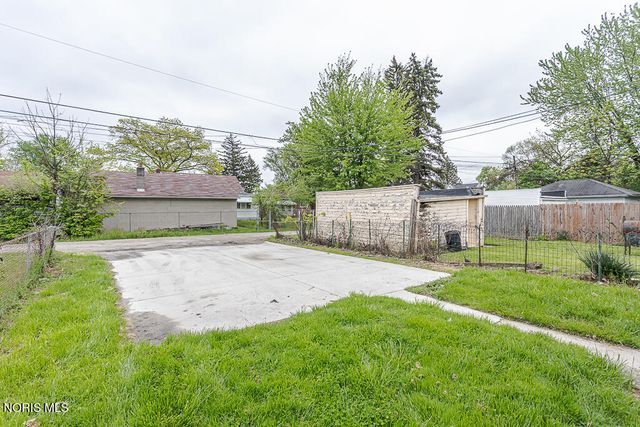 628 Evesham Avenue, Toledo, OH 43607