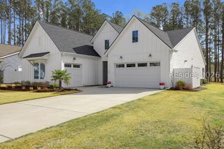 141 Firethorn Ln, Hardeeville, SC 29927