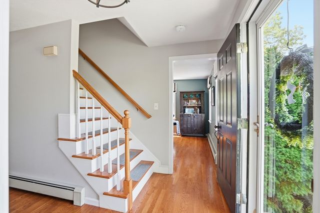 29 Walter Faunce Rd, Kingston, MA 02364