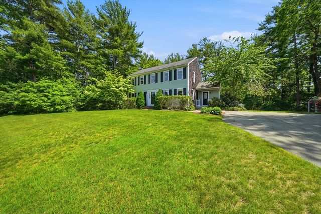29 Walter Faunce Rd, Kingston, MA 02364