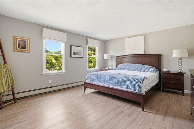 29 Walter Faunce Rd, Kingston, MA 02364