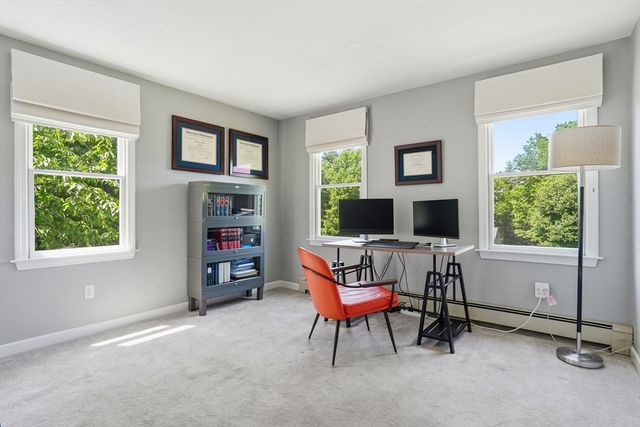 29 Walter Faunce Rd, Kingston, MA 02364