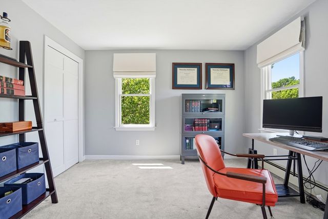 29 Walter Faunce Rd, Kingston, MA 02364