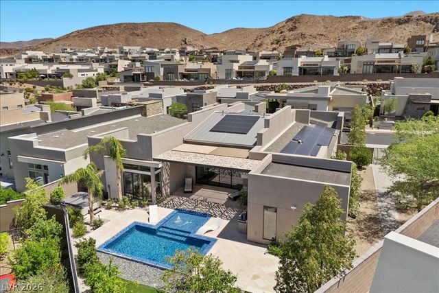 2228 Summit Mesa Lane, Henderson, NV 89052