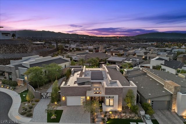 2228 Summit Mesa Lane, Henderson, NV 89052