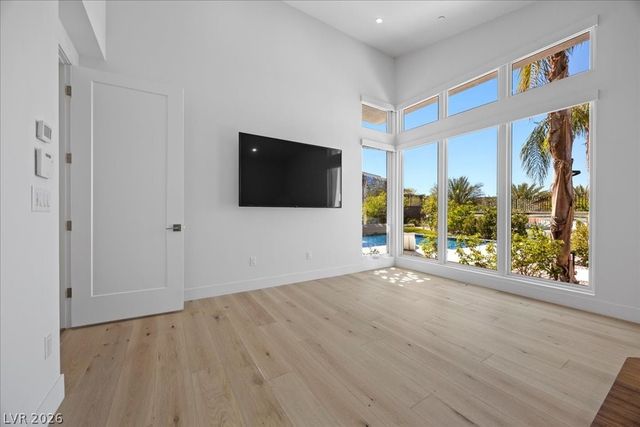 2228 Summit Mesa Lane, Henderson, NV 89052
