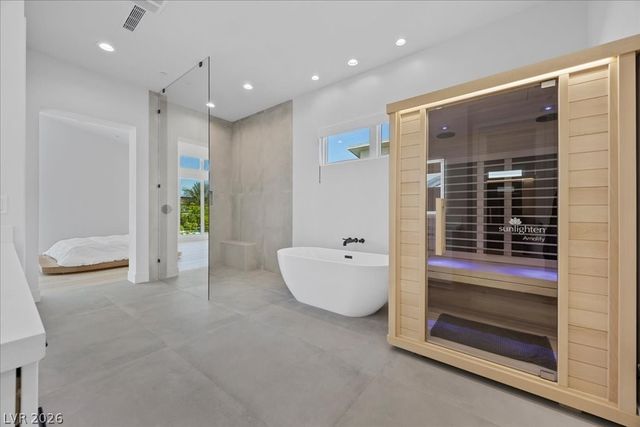2228 Summit Mesa Lane, Henderson, NV 89052