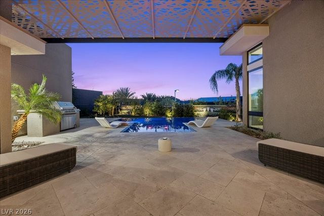 2228 Summit Mesa Lane, Henderson, NV 89052