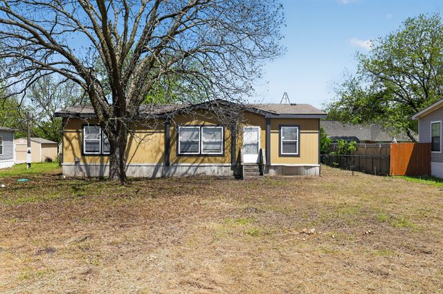 12629 County Road 1054, Farmersville, TX 75442