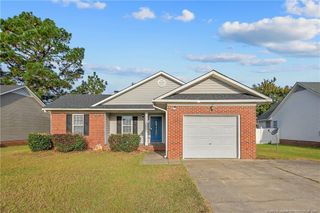 3434 WINESAP Road, Hope Mills, NC 28348