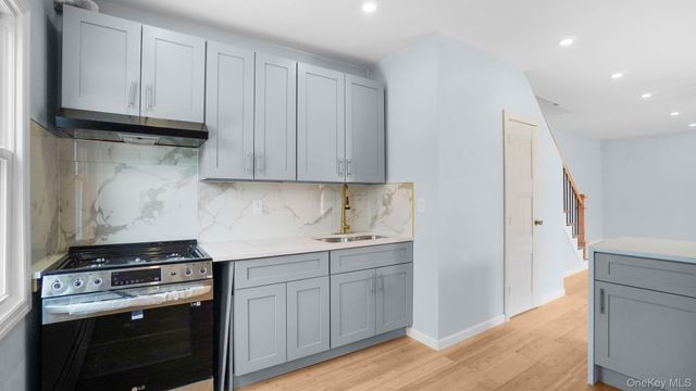 190-13 109th Road, Saint Albans, NY 11412