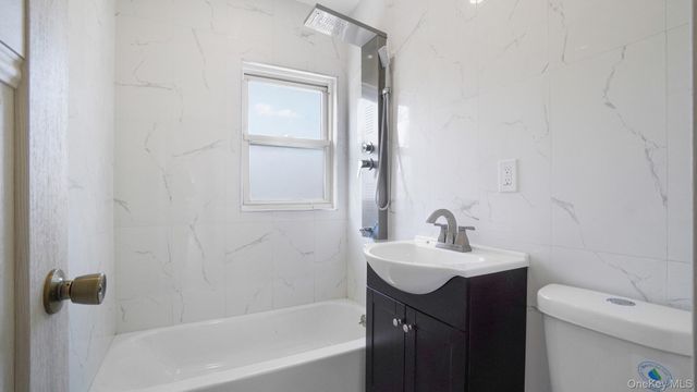 190-13 109th Road, Saint Albans, NY 11412