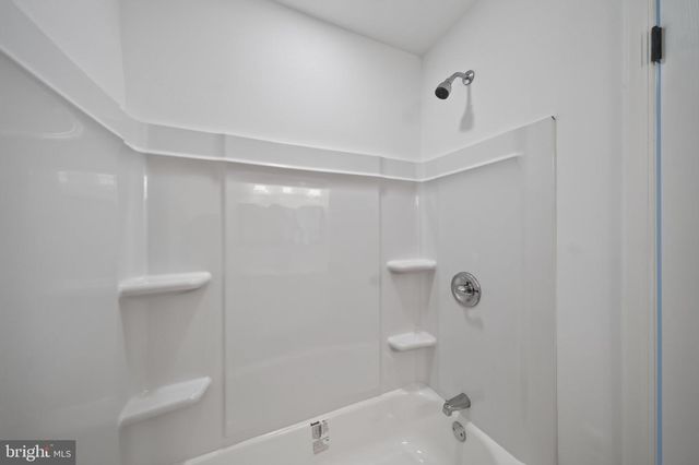 209 RITTER PL, Berryville, VA 22611
