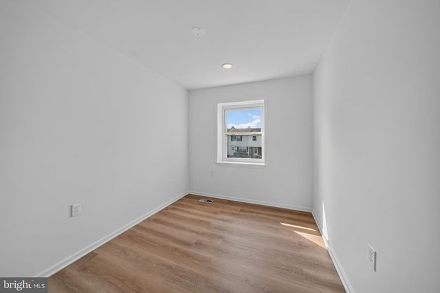 209 RITTER PL, Berryville, VA 22611