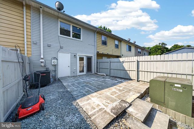 209 RITTER PL, Berryville, VA 22611