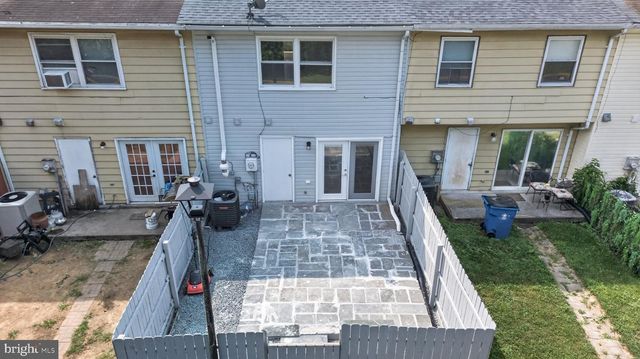 209 RITTER PL, Berryville, VA 22611