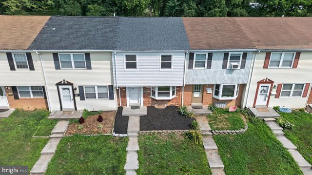 209 RITTER PL, Berryville, VA 22611