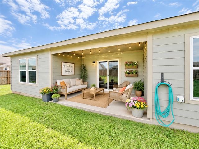 137 Windmill Road, Snook, TX 77878