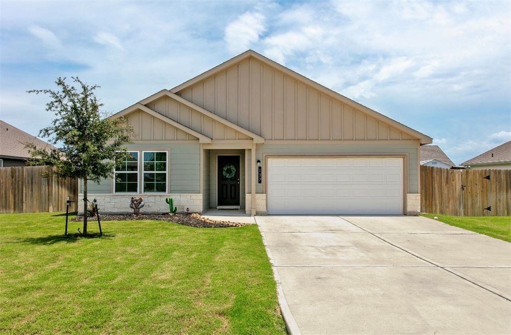 137 Windmill Road, Snook, TX 77878