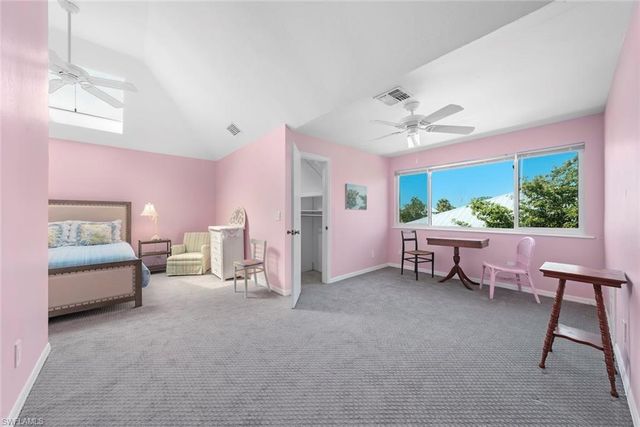 2162 Egret CIR, Sanibel, FL 33957