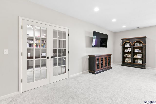 19314 Spaulding Circle, Elkhorn, NE 68022