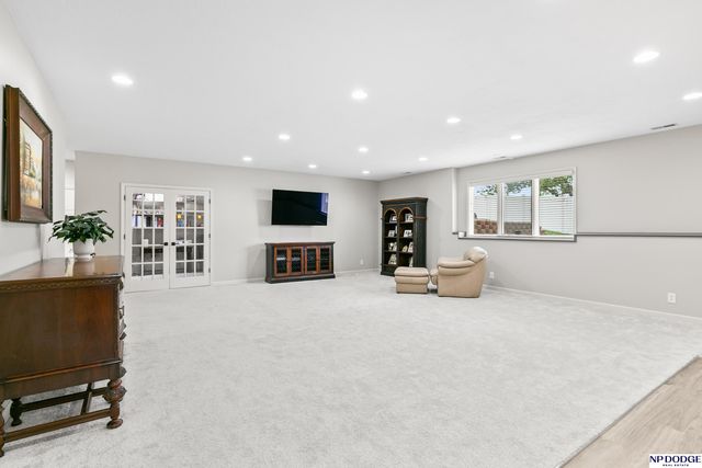 19314 Spaulding Circle, Elkhorn, NE 68022