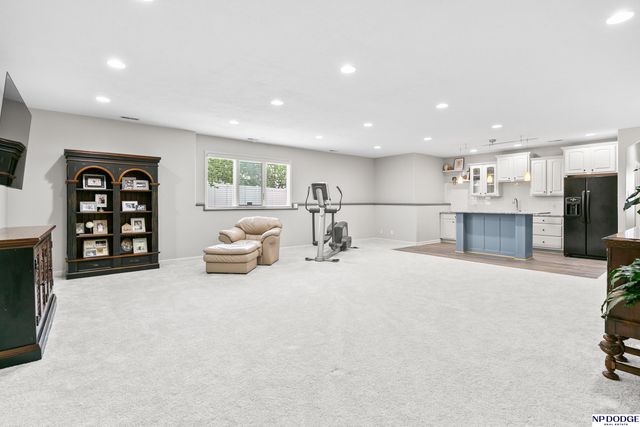19314 Spaulding Circle, Elkhorn, NE 68022