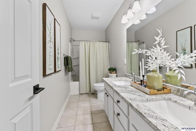 19314 Spaulding Circle, Elkhorn, NE 68022