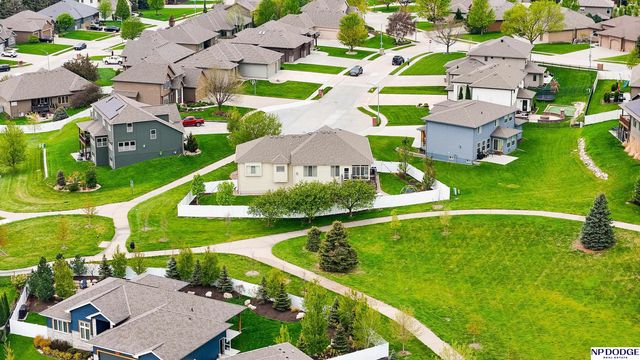 19314 Spaulding Circle, Elkhorn, NE 68022