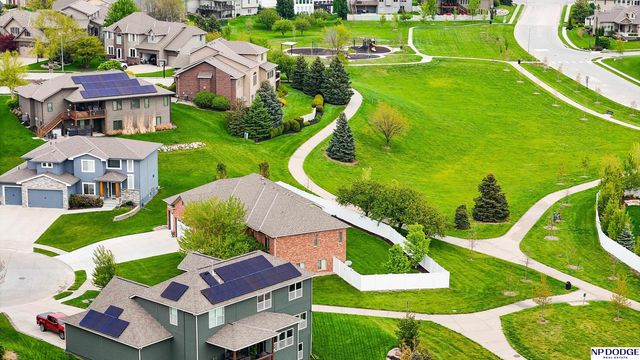19314 Spaulding Circle, Elkhorn, NE 68022