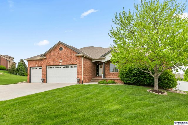 19314 Spaulding Circle, Elkhorn, NE 68022