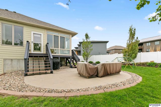 19314 Spaulding Circle, Elkhorn, NE 68022