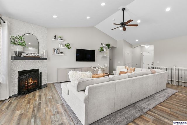 19314 Spaulding Circle, Elkhorn, NE 68022