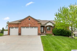 19314 Spaulding Circle, Elkhorn, NE 68022