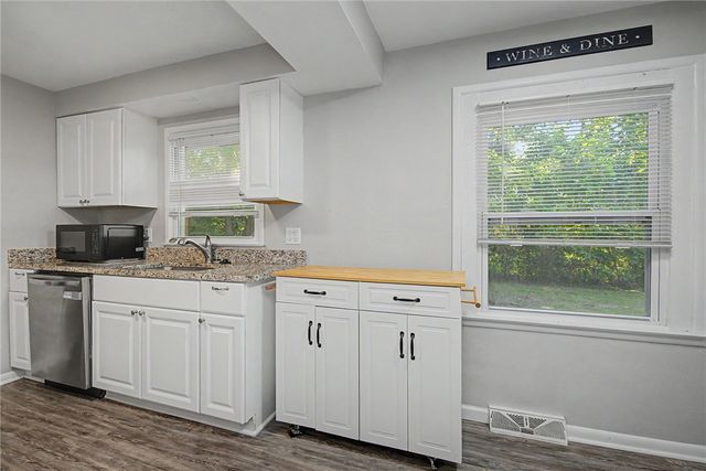 2520 England Avenue, Dayton, OH 45406