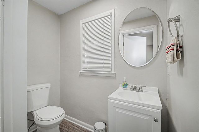 2520 England Avenue, Dayton, OH 45406
