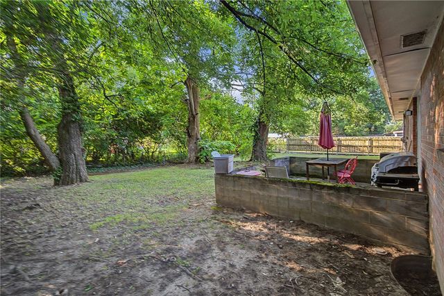 2520 England Avenue, Dayton, OH 45406