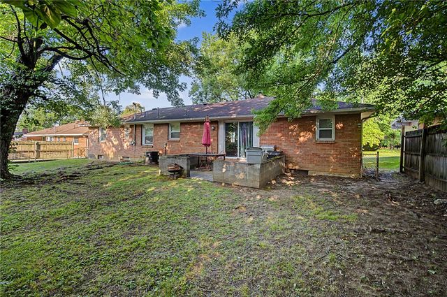 2520 England Avenue, Dayton, OH 45406