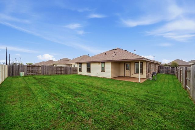 4920 Twin Summit Drive, Rosenberg, TX 77469