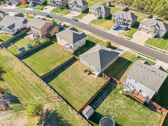 11115 N Jefferson Street, Kansas City, MO 64155