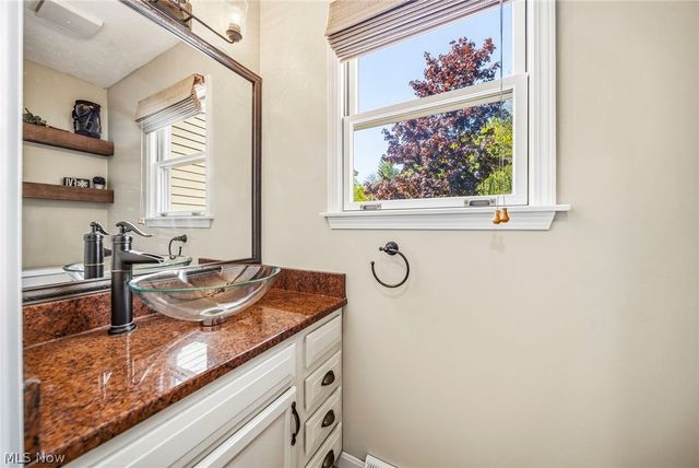 11790 Arbor Glen Drive, Chardon, OH 44024