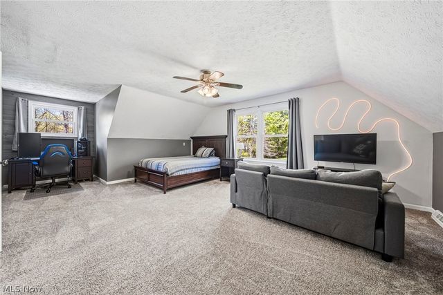 11790 Arbor Glen Drive, Chardon, OH 44024