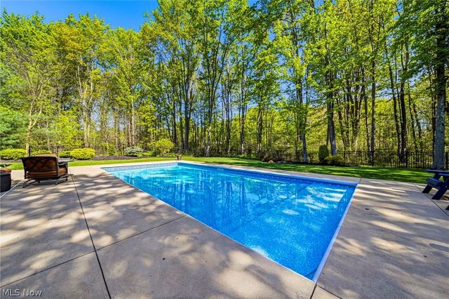 11790 Arbor Glen Drive, Chardon, OH 44024