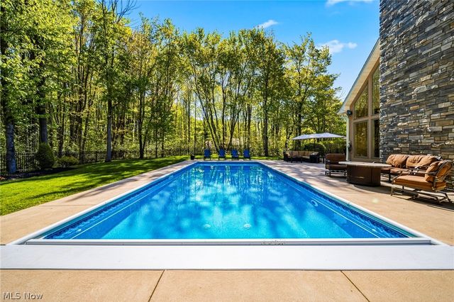 11790 Arbor Glen Drive, Chardon, OH 44024