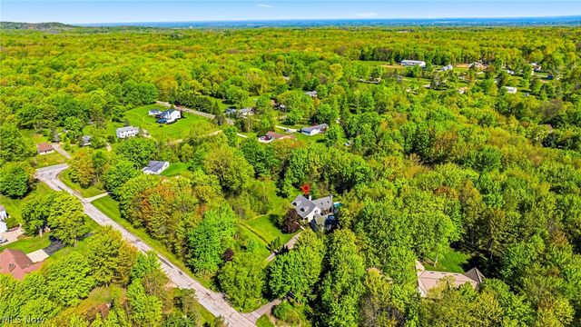 11790 Arbor Glen Drive, Chardon, OH 44024